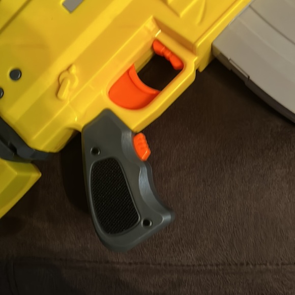 Gun - Picture 7 of 8